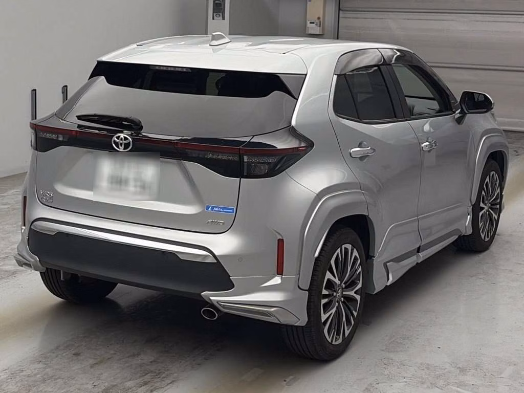 TOYOTA YARIS CROSS