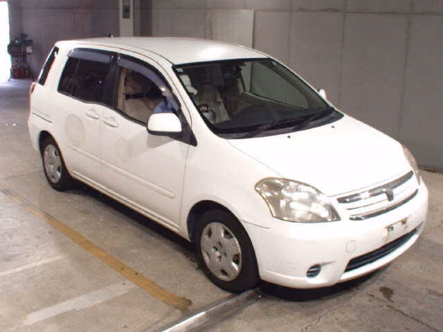 TOYOTA RAUM