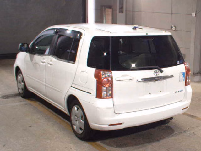 TOYOTA RAUM
