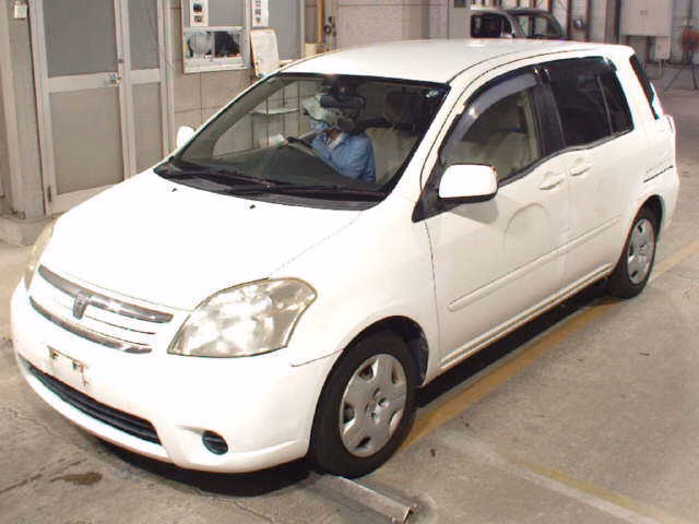 TOYOTA RAUM