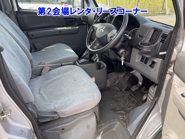 MITSUBISHI MINICAB