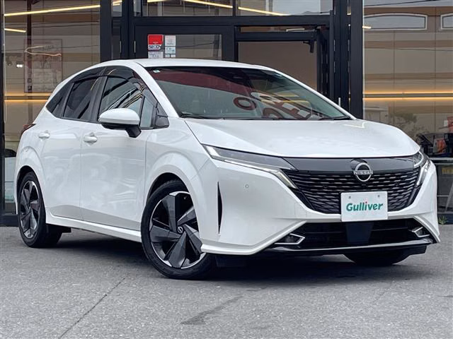 Nissan Aura