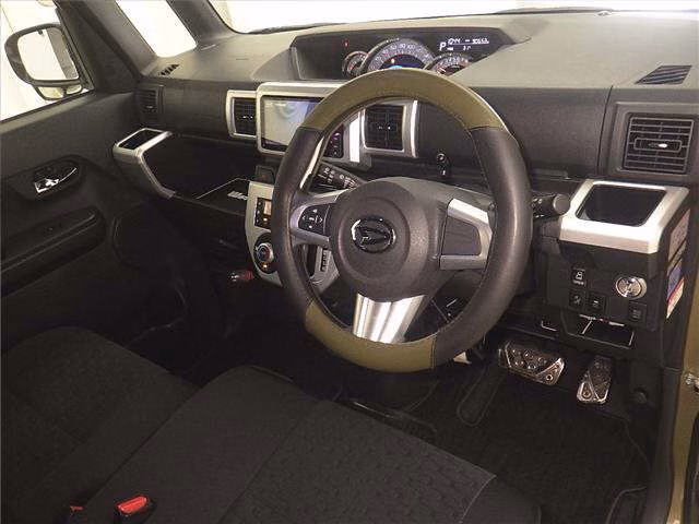 DAIHATSU WAKE