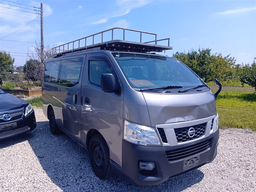 NISSAN NV350 CARAVAN