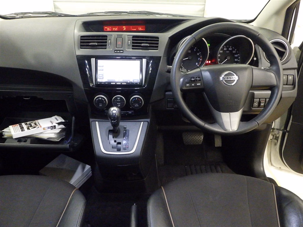 NISSAN LAFESTA