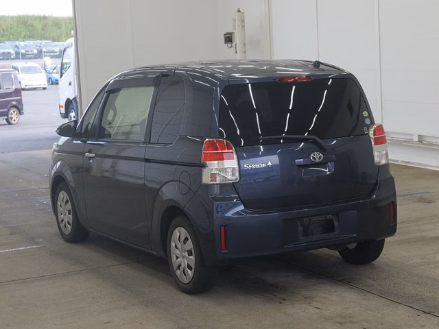 TOYOTA SPADE