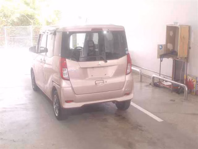MITSUBISHI EK SPACE