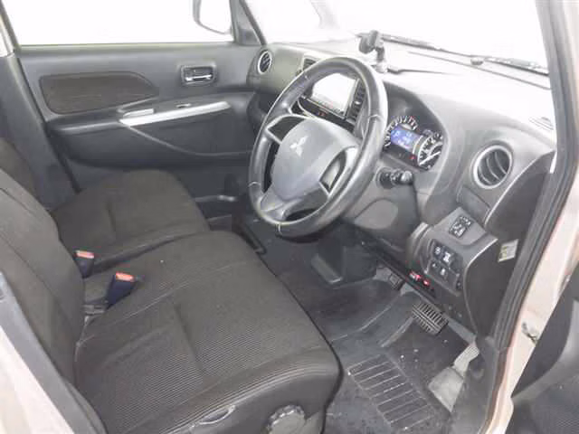 MITSUBISHI EK SPACE