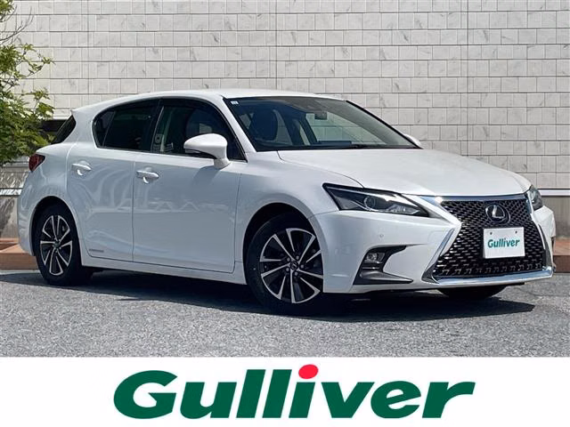 Lexus CT200h