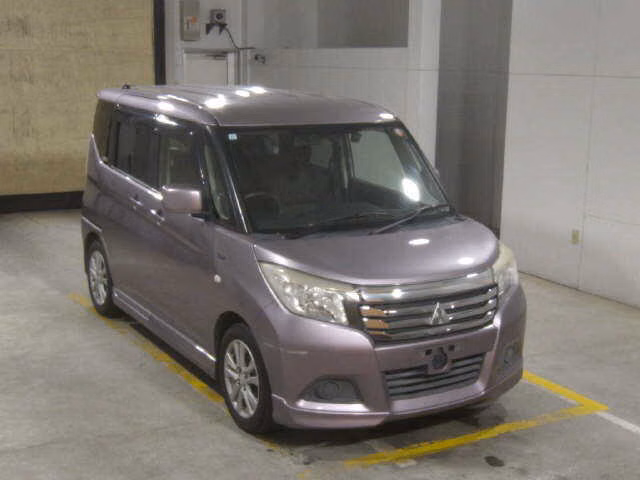 MITSUBISHI DELICA D:2