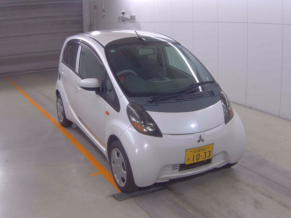 MITSUBISHI I