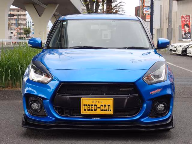 SUZUKI SWIFT