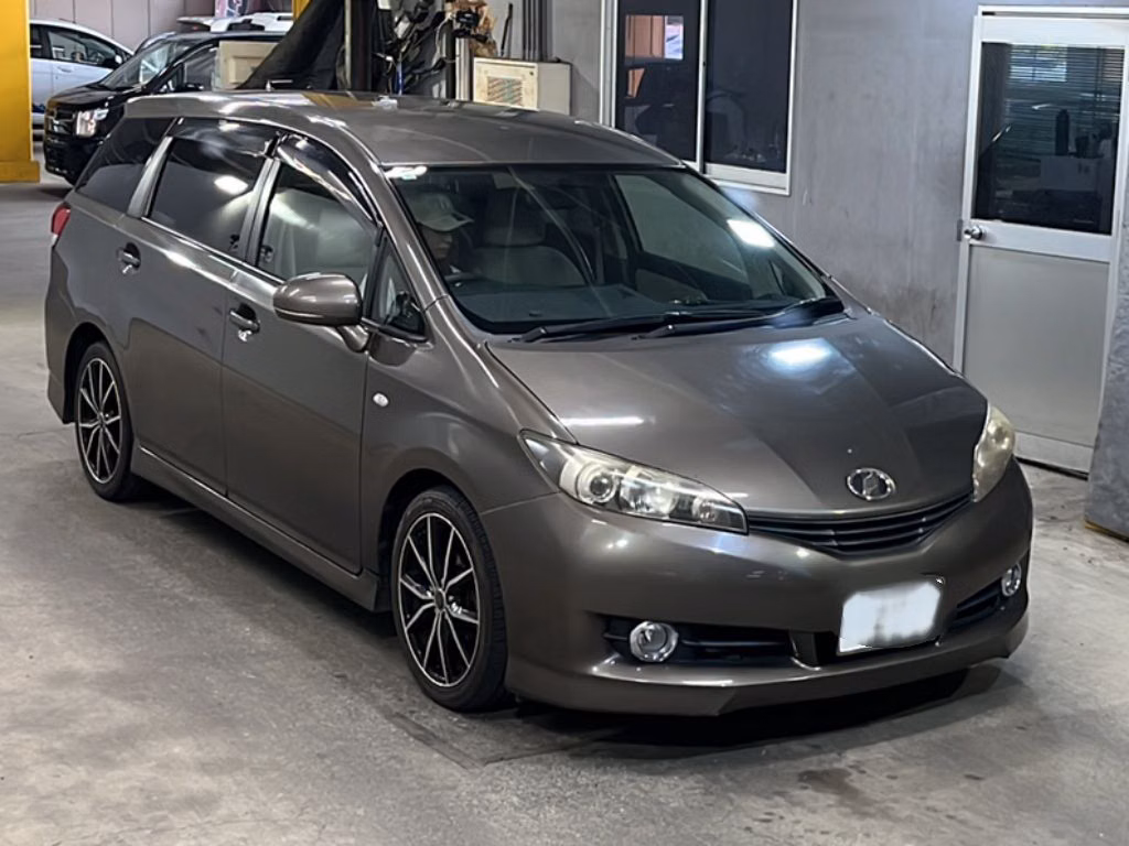 TOYOTA WISH