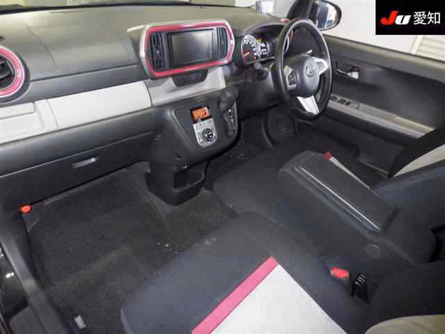 DAIHATSU BOON