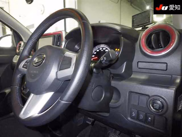 DAIHATSU BOON