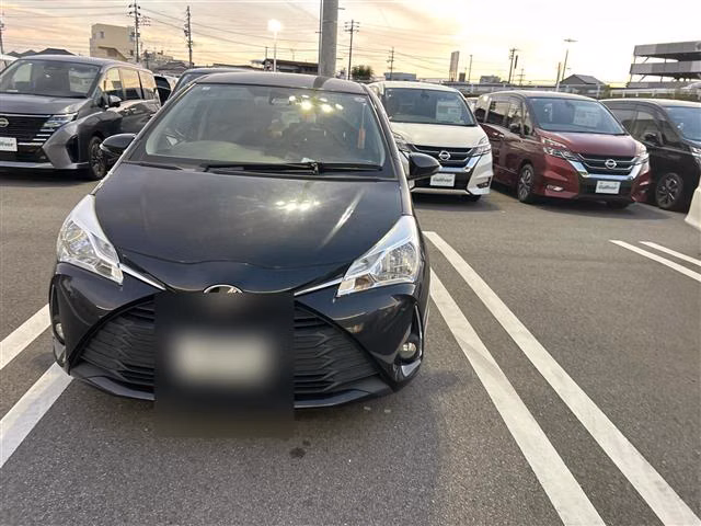 TOYOTA VITZ