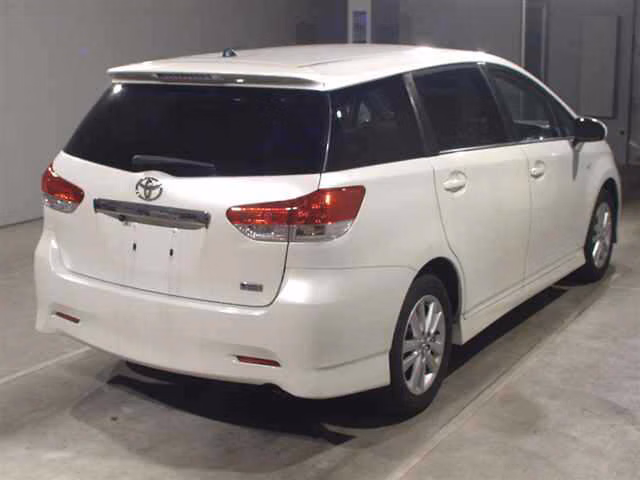 TOYOTA WISH