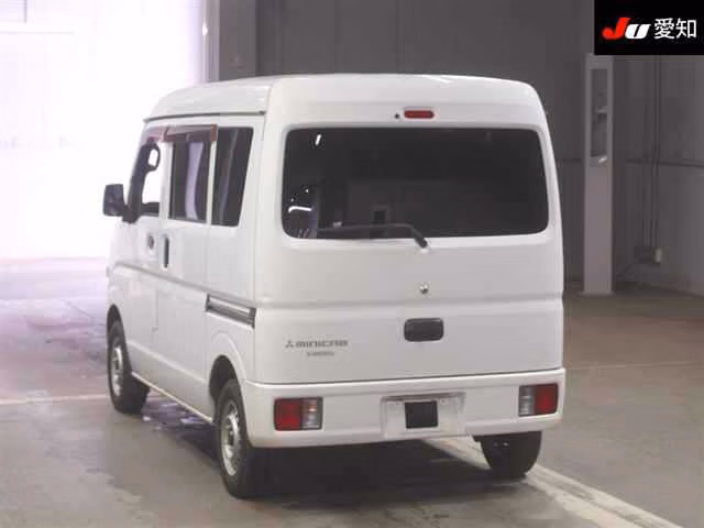 MITSUBISHI MINICAB