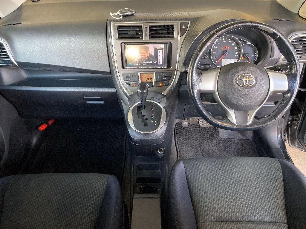 TOYOTA RACTIS