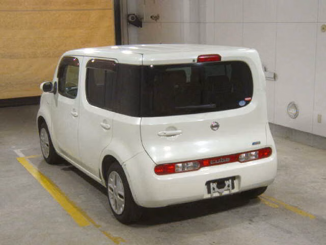 NISSAN CUBE