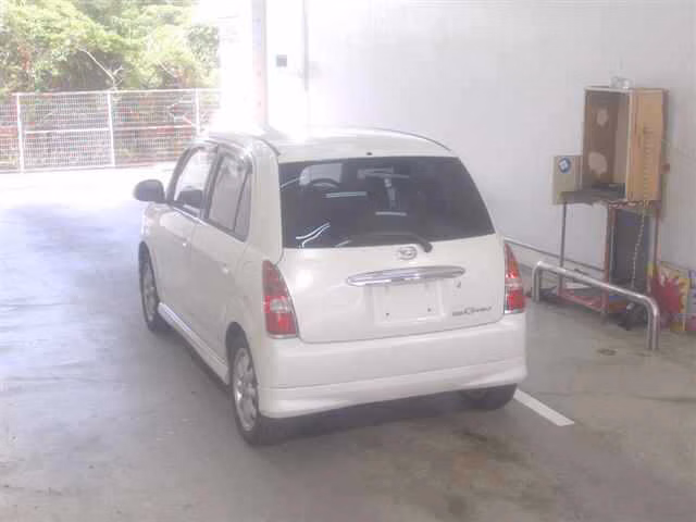 DAIHATSU MIRA GINO