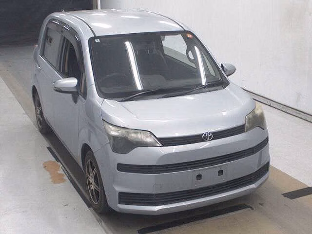 TOYOTA SPADE