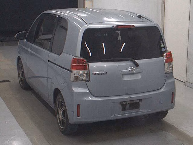 TOYOTA SPADE