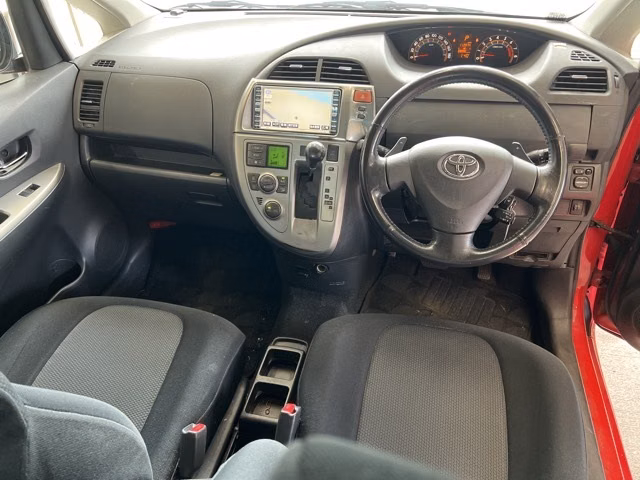 TOYOTA RACTIS