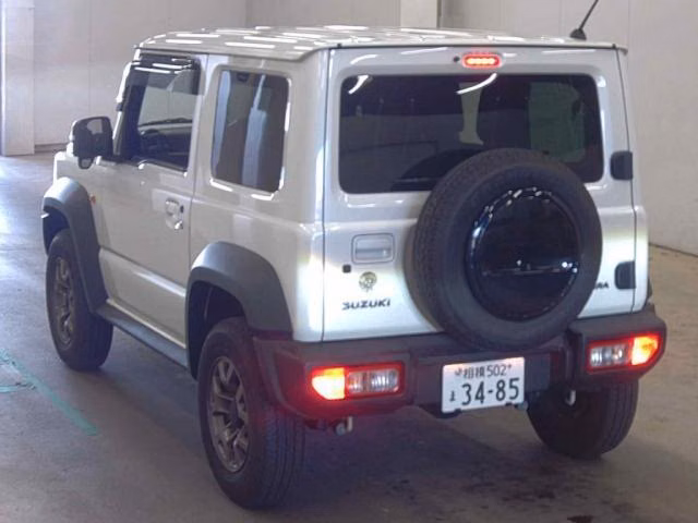 SUZUKI JIMNY SIERRA