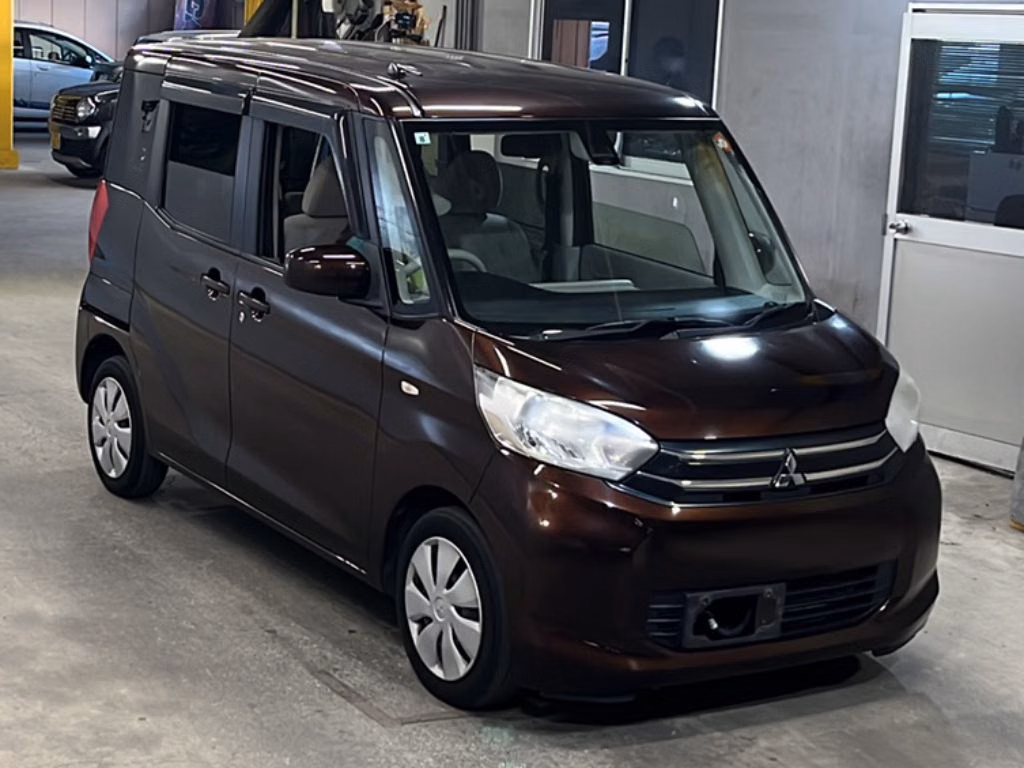 MITSUBISHI EK SPACE