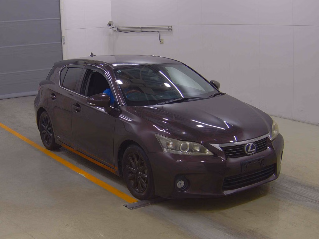 LEXUS CT200H