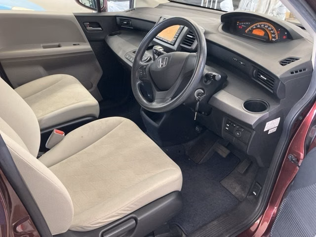 HONDA FREED