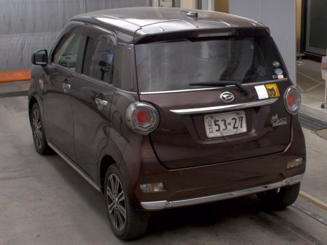 DAIHATSU CAST