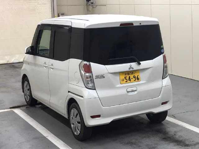 MITSUBISHI EK SPACE