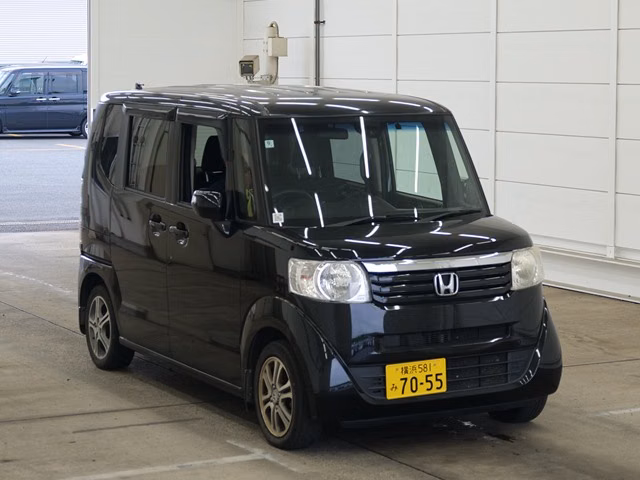 HONDA N-BOX