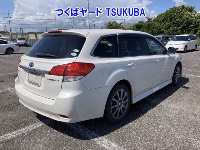 SUBARU LEGACY