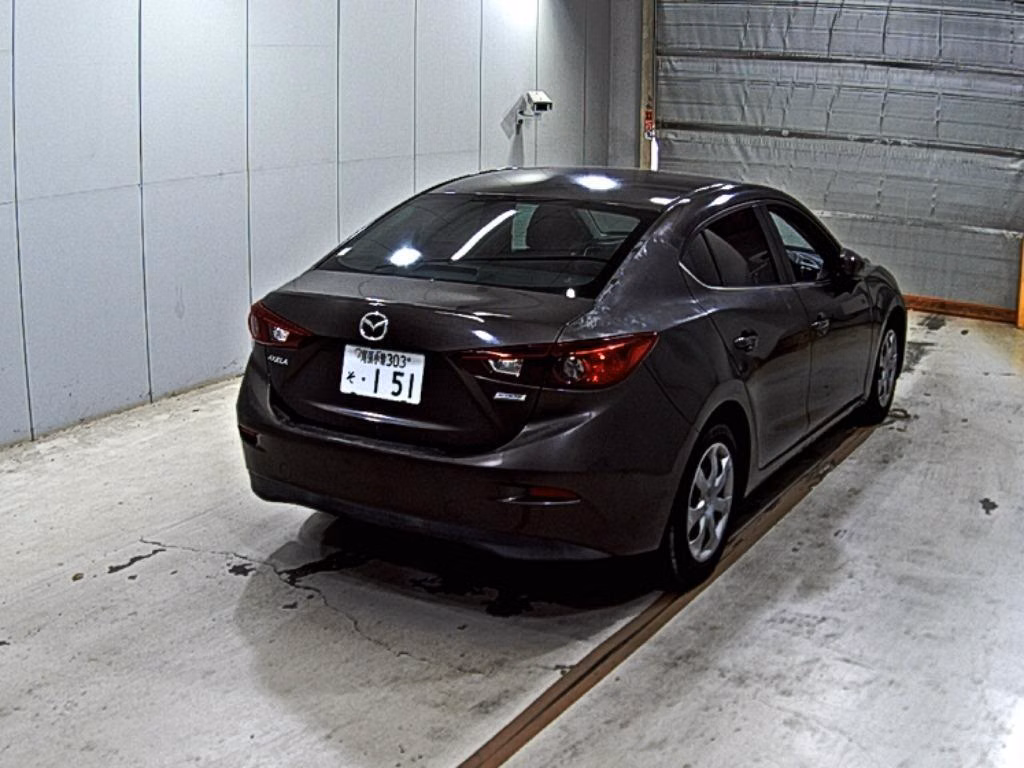 MAZDA AXELA