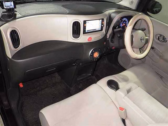 NISSAN CUBE