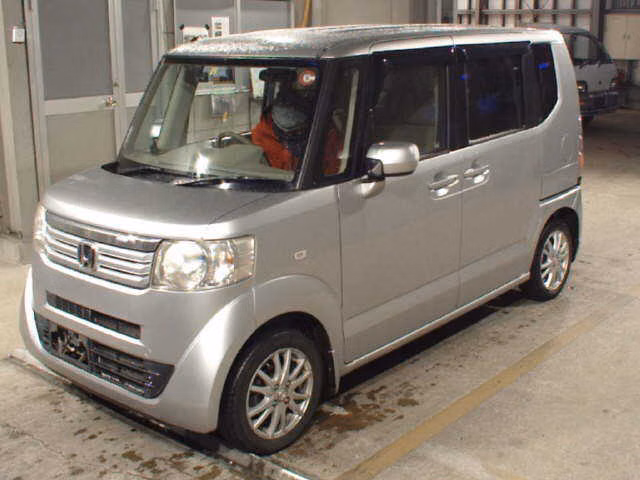 HONDA N-BOX