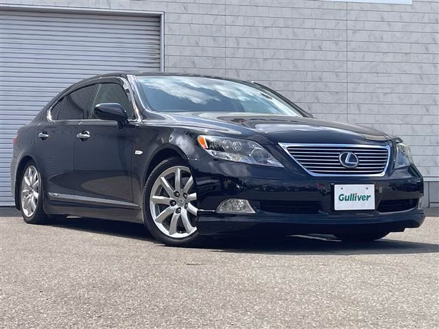 LEXUS LS600H