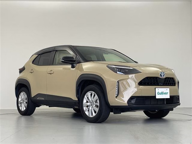 TOYOTA YARIS CROSS
