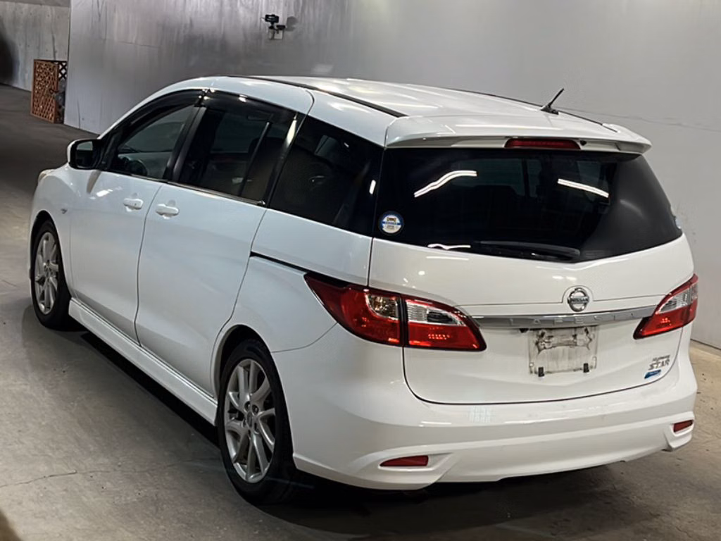 NISSAN LAFESTA