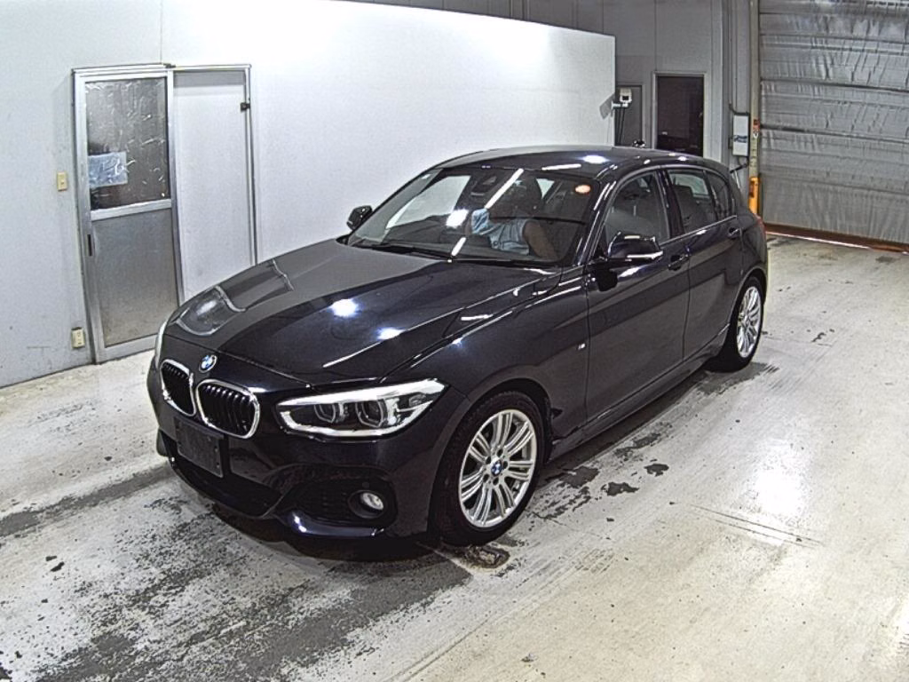 BMW 1-SERIES