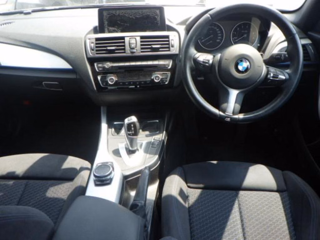BMW 1-SERIES