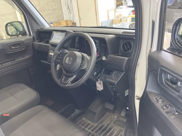 HONDA N-VAN