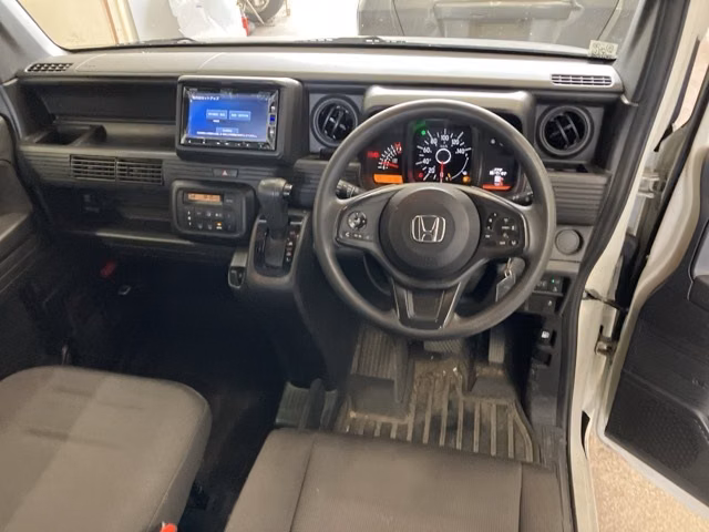 HONDA N-VAN