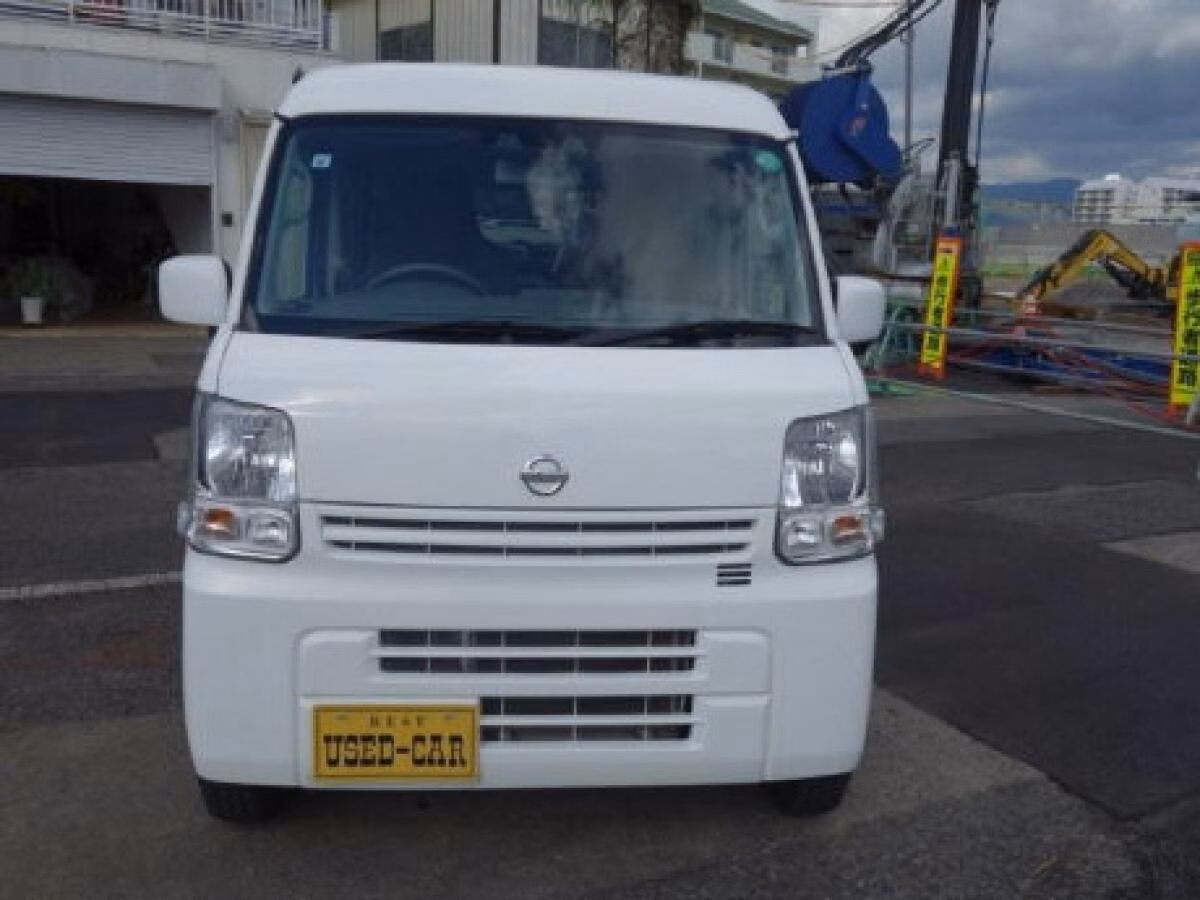 NISSAN NV100 CLIPPER
