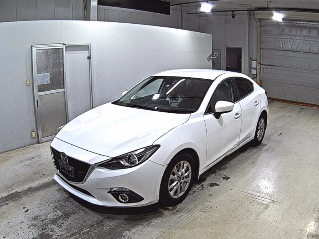 MAZDA AXELA