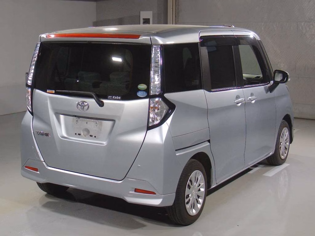 TOYOTA TANK