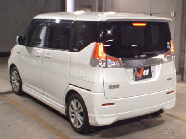 MITSUBISHI DELICA D:2